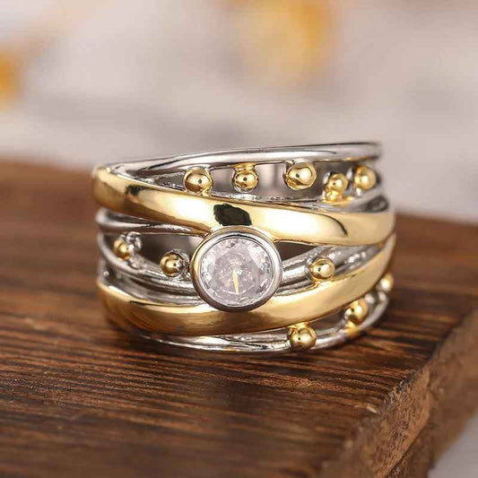 AuroraTwist™ – Anello Elegante Bicolore con Cristallo